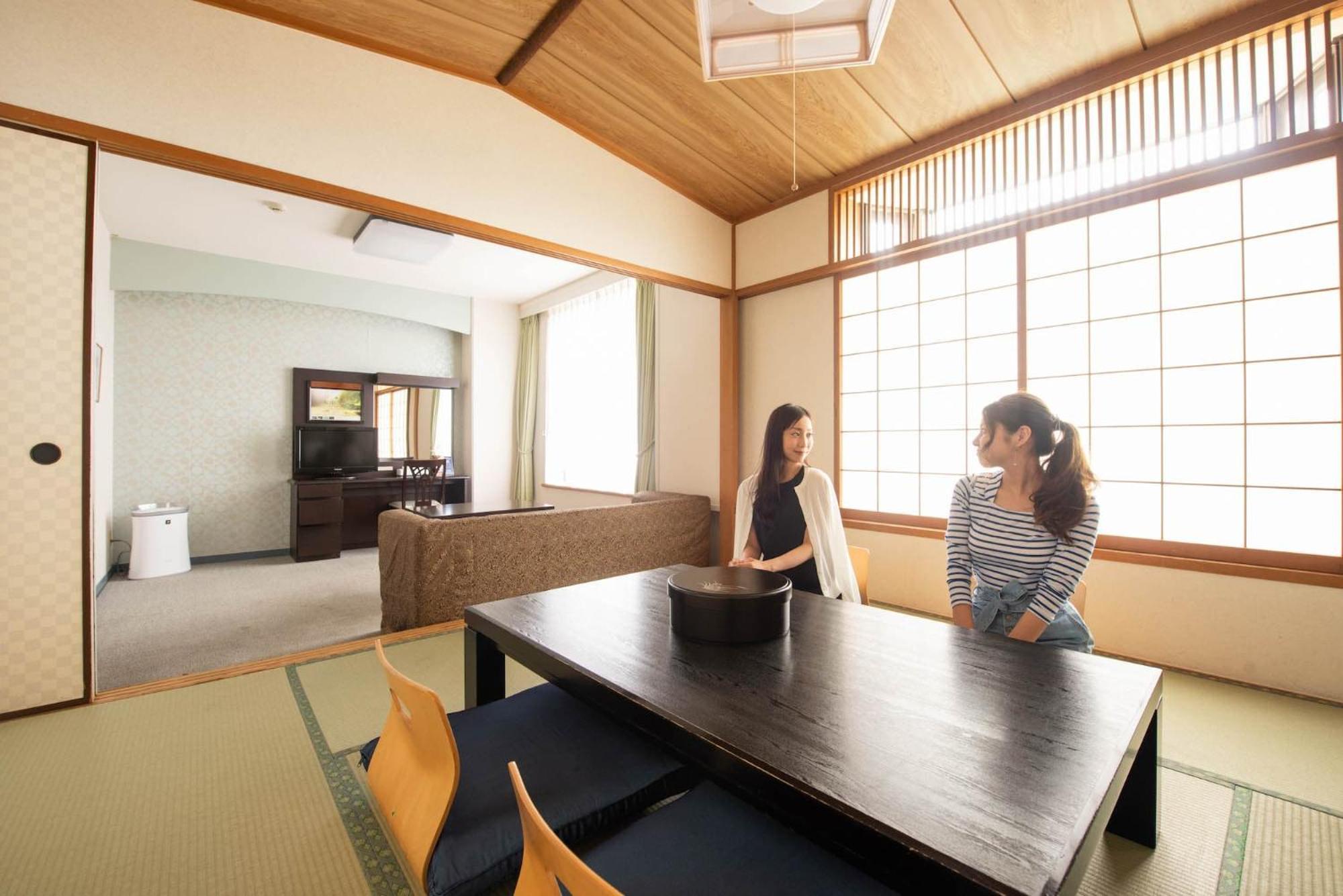 ホテル 御殿場高原 時之栖 御殿場市 エクステリア 写真