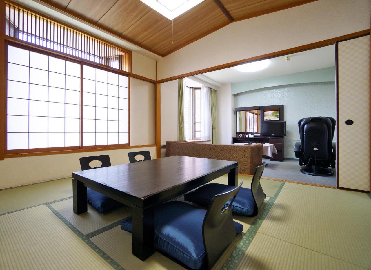 ホテル 御殿場高原 時之栖 御殿場市 エクステリア 写真